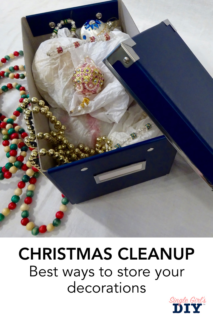 How to store Christmas decorations