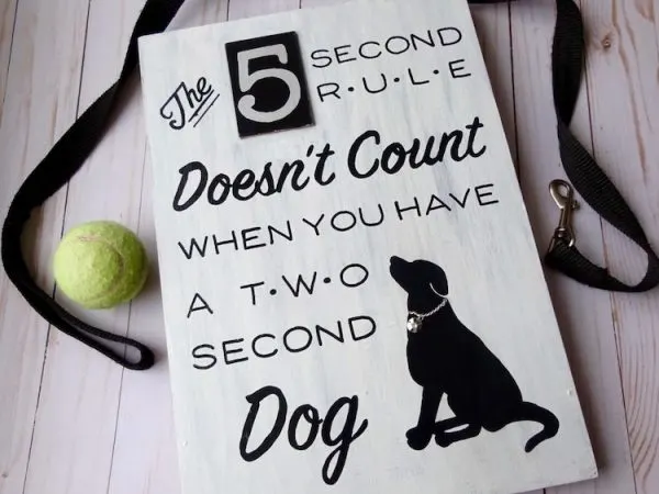 Make this adorable diy dog sign