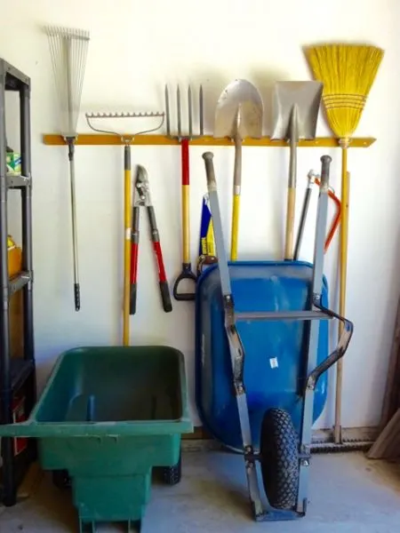 Organize garage zones