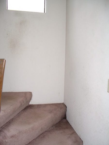 Narrow stairwell update