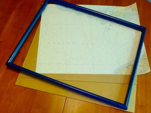 Assemble a DIY memo board