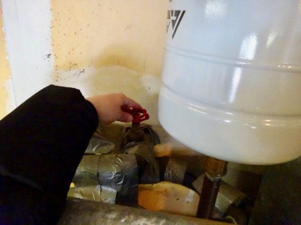 Turn off hot water tank water supply
