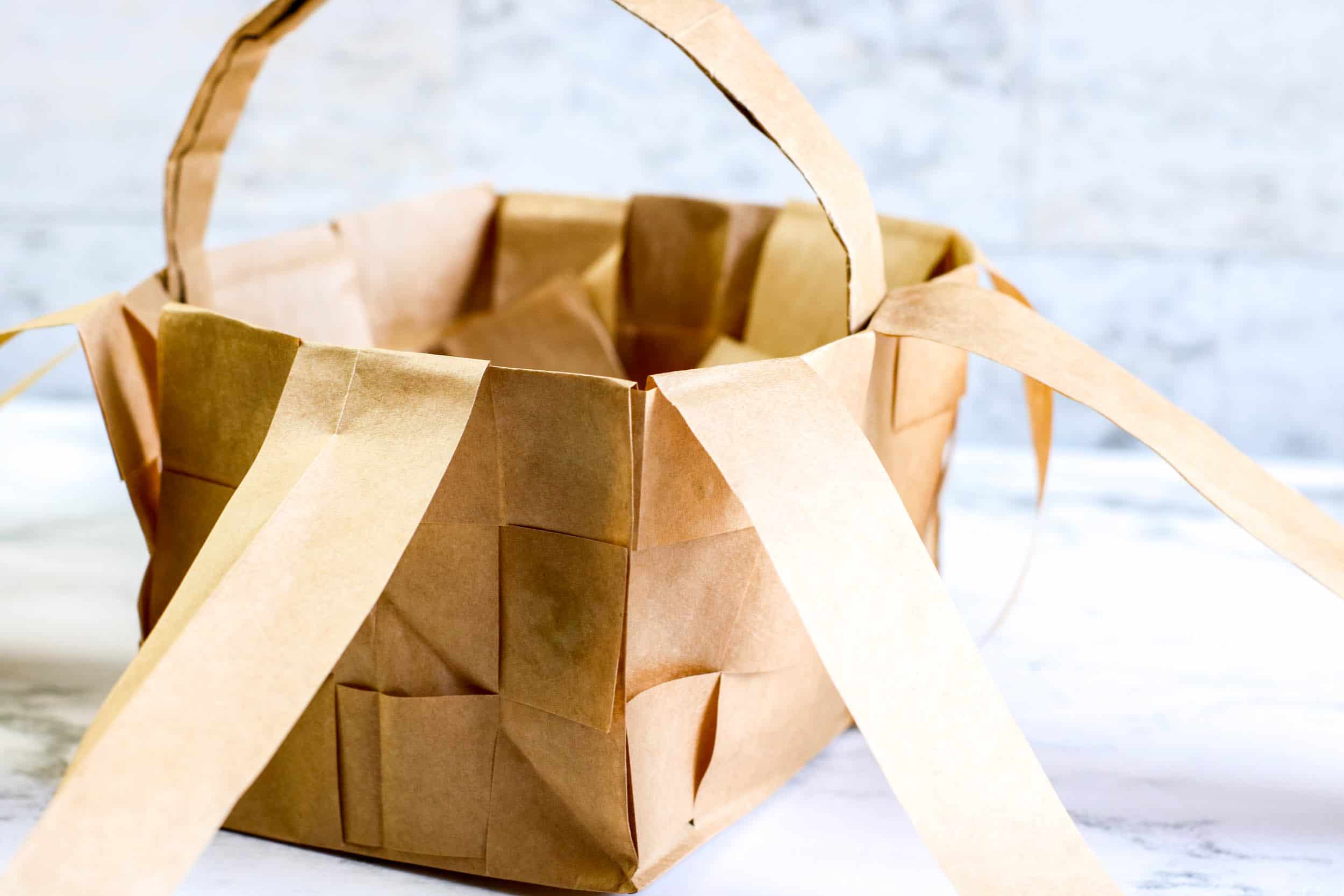 Paper Basket Weaving Single Girl's DIY