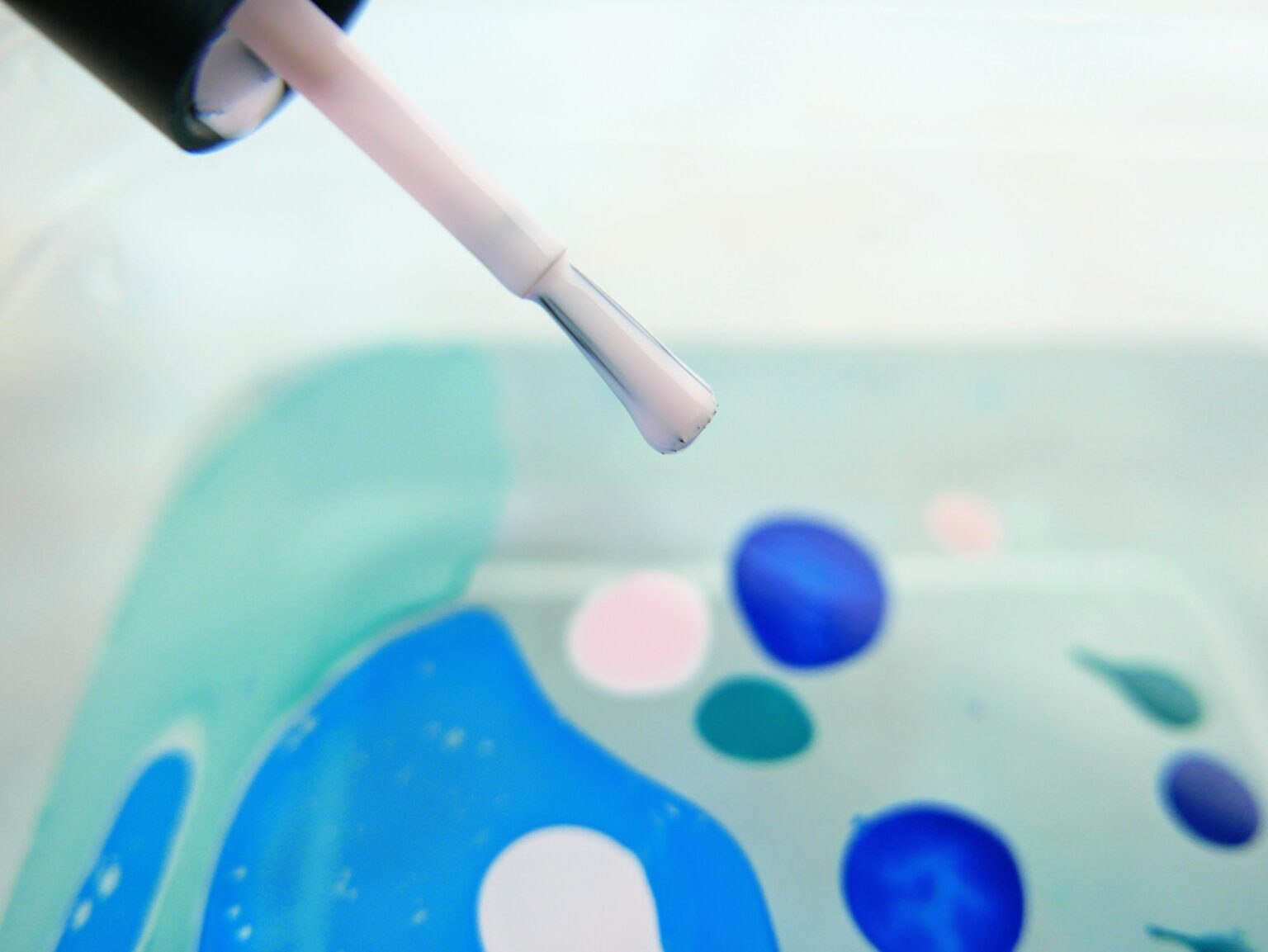 How to Paint Seashells with Nail Polish Single Girl's DIY