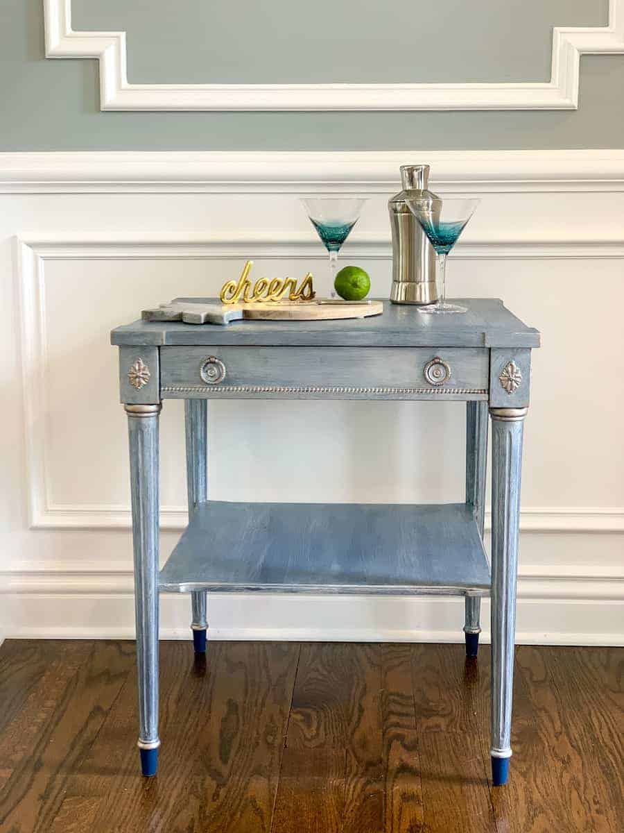 Distress Furniture with Chalk Paint