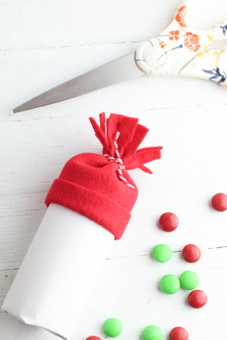 How to Make Christmas Crackers from Toilet Paper Rolls Single Girl's DIY