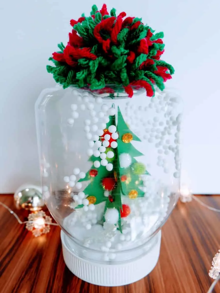 Waterless Snow Globe Craft and Christmas Decor