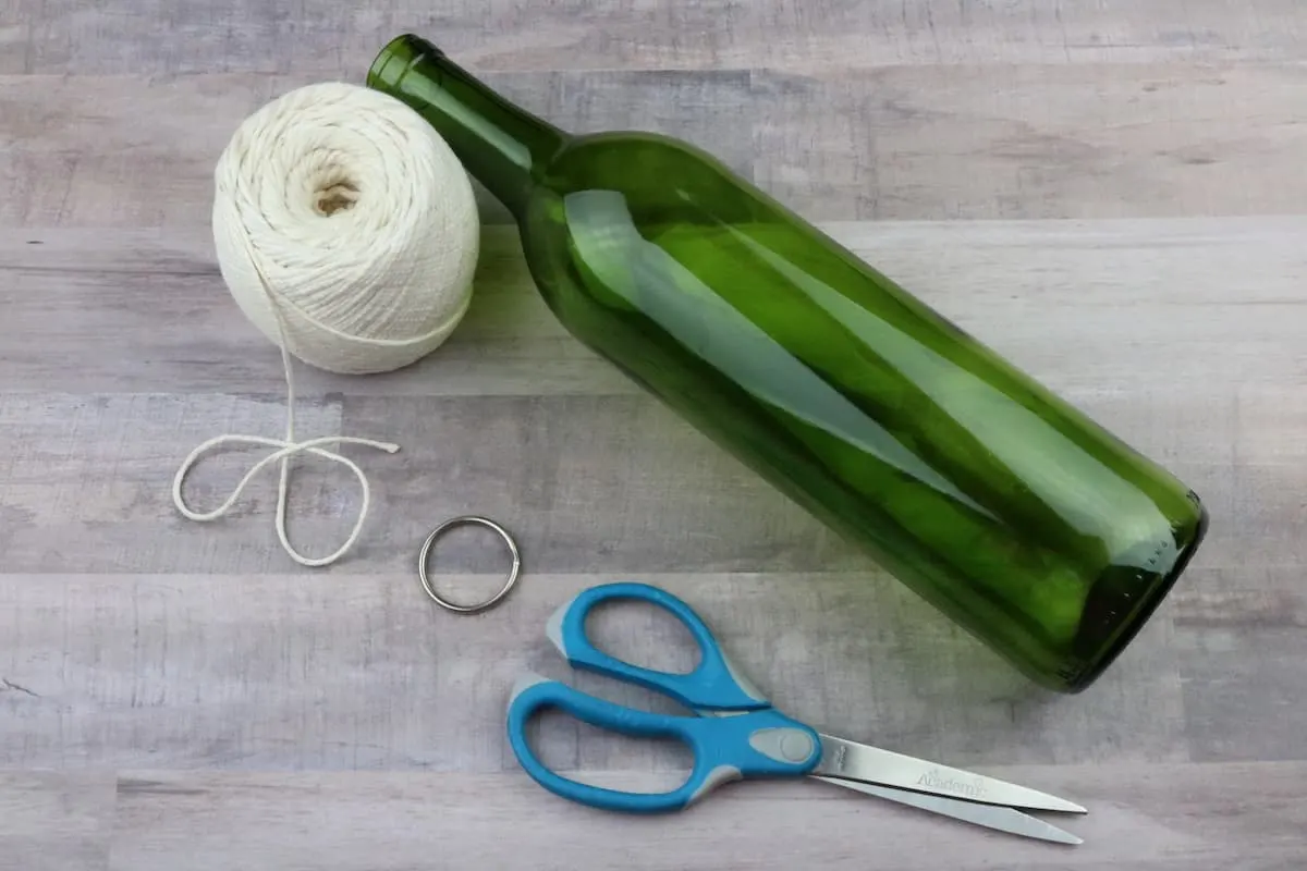 DIY Macrame Wine Bottle Hanger - Single Girl's DIY