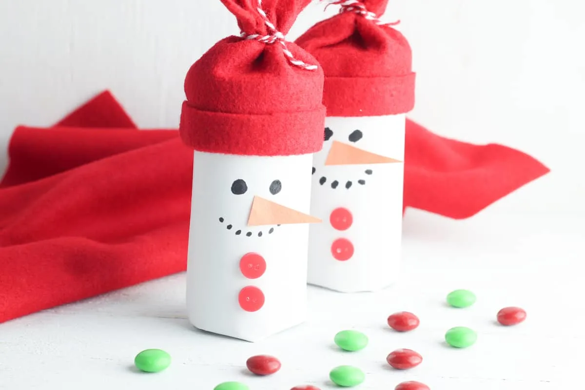 toilet paper roll snowmen