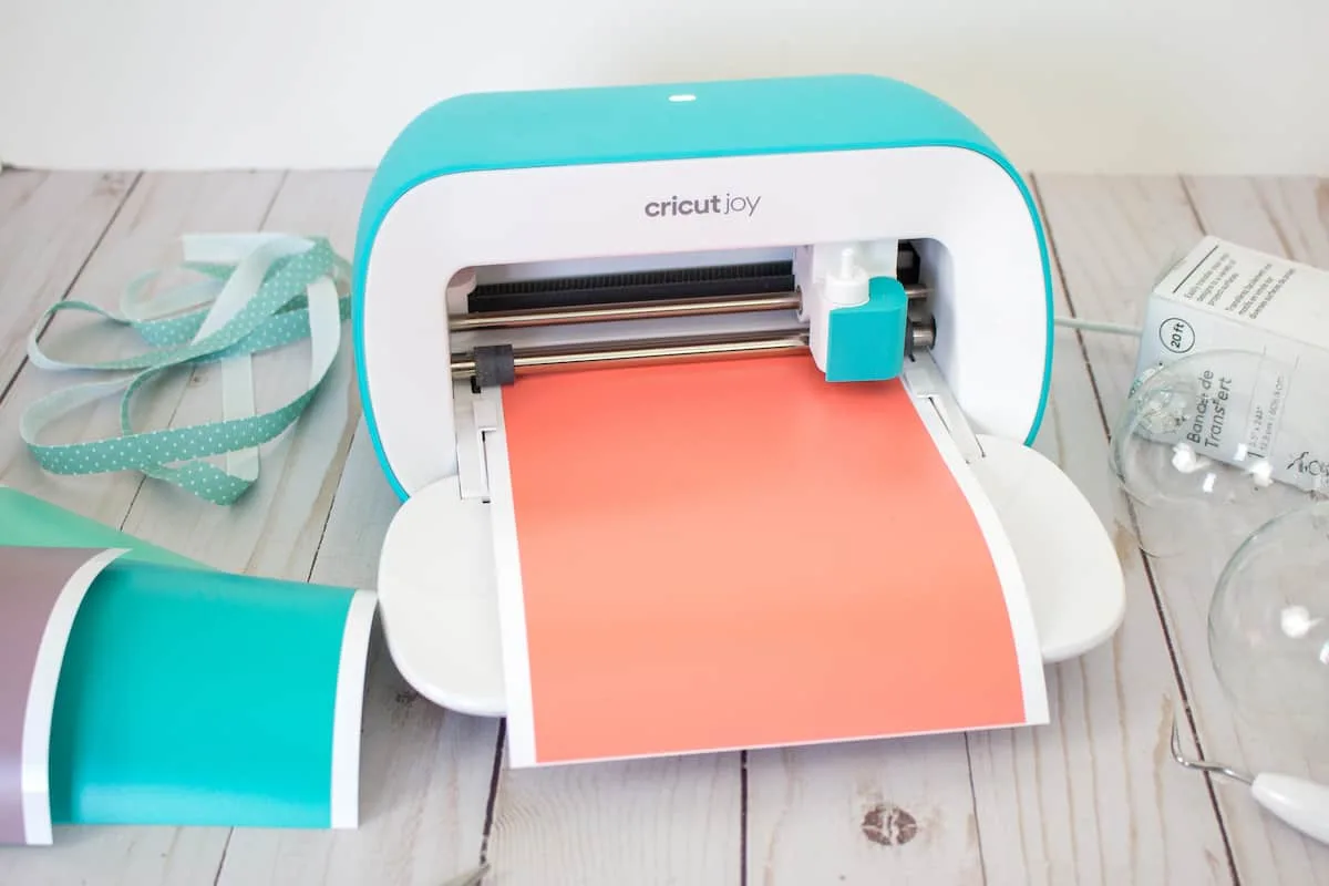 Cricut Joy cutting vinyl