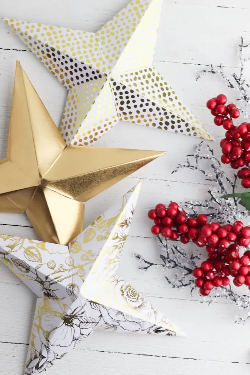 How to Make 3D Paper Stars (The Perfect Christmas Decoration for