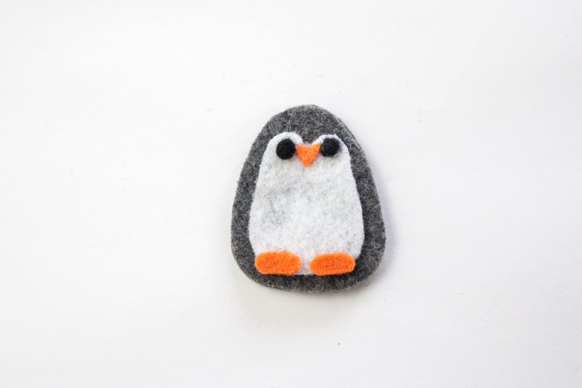 Felt penguin craft