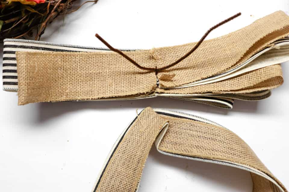 How to Make a Bow for a Wreath Single Girl's DIY