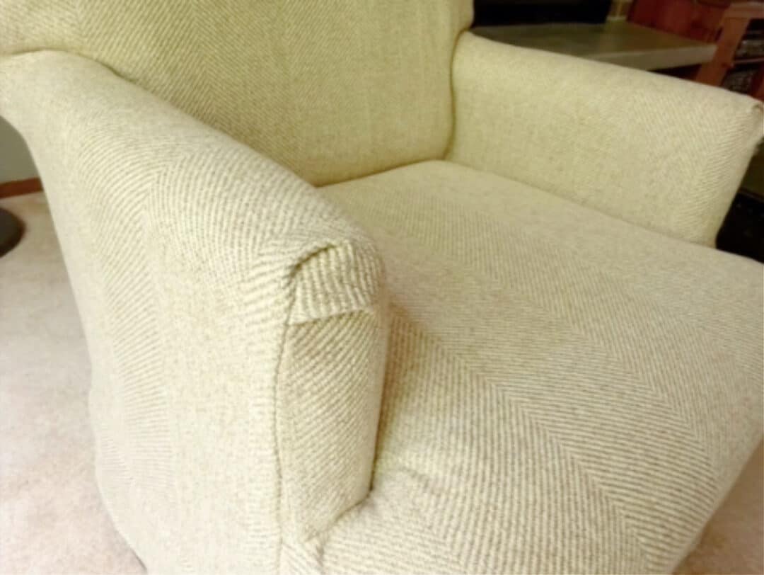 How to Make a Fabric Slip Cover for a Chair Single Girl's DIY