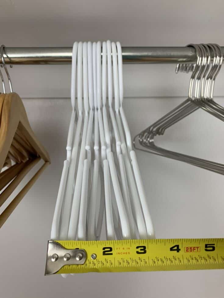 Best Space Saving Hangers For Clothes Single Girl S DIY   Plastic Hangers In Closet 735x980 