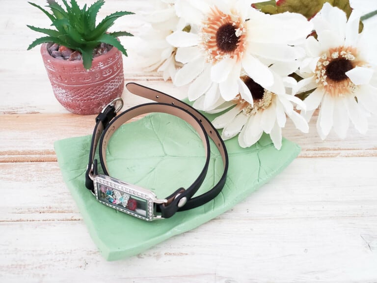 diy jewelry plate made from clay