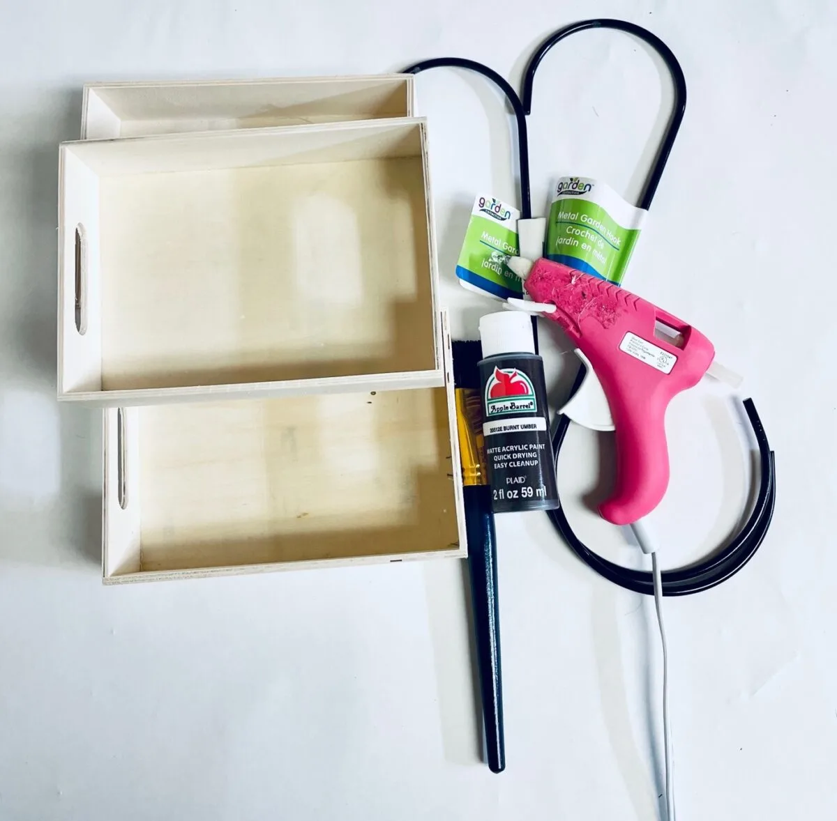 DIY $3 Dollar Tree Glue Gun Stand Holder