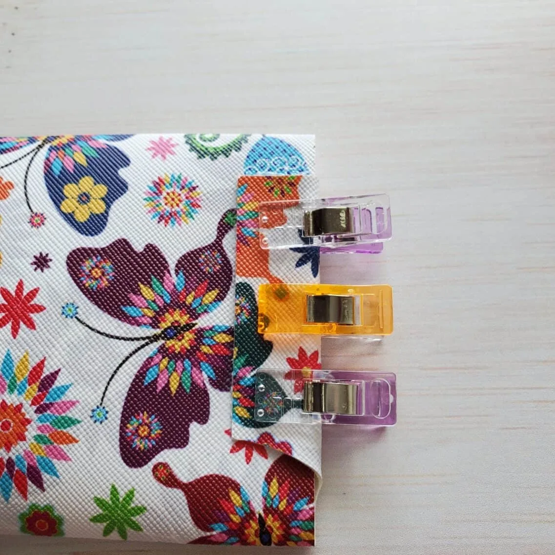 No-Sew Coin Purse and Card Holder with Cricut Maker - Single Girl's DIY