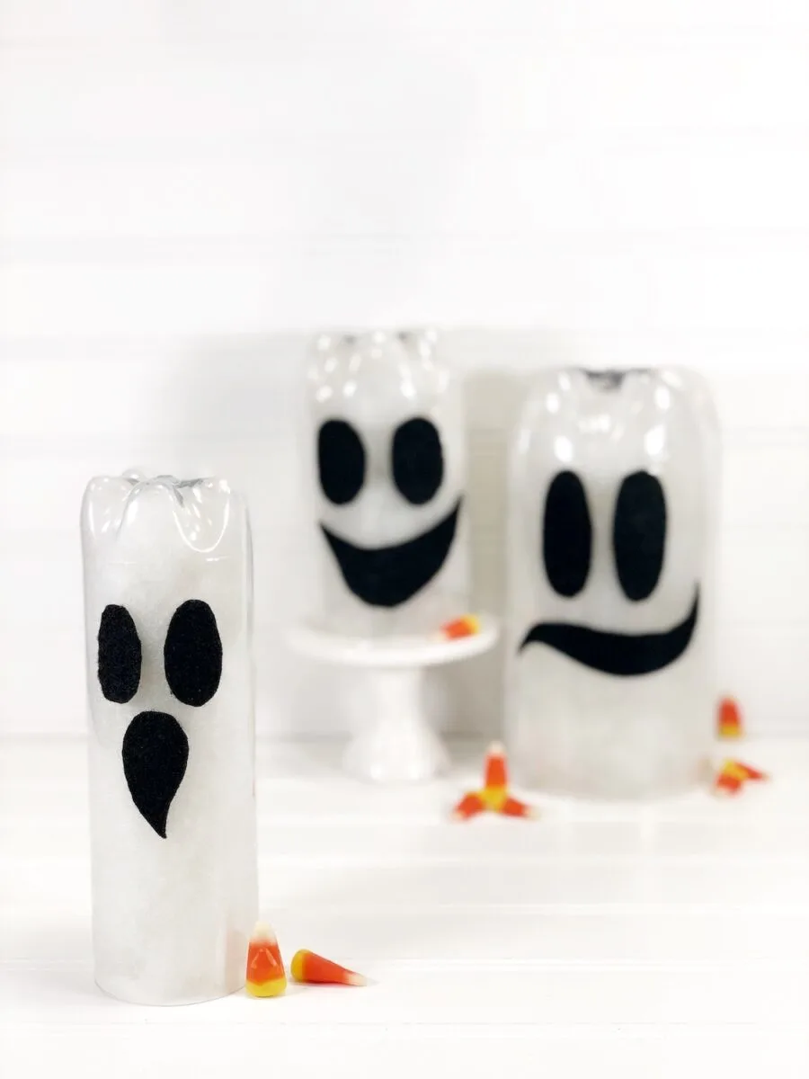 Halloween DIY Decorations Made From Plastic Jugs