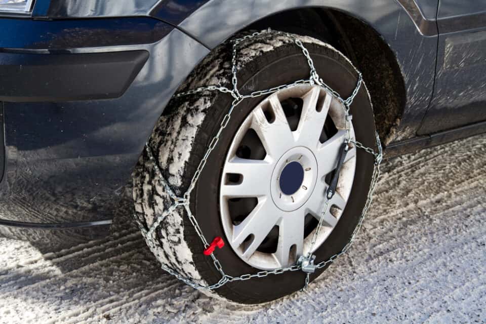Are Snow Chains Required On All Four Tires? Single Girl's DIY