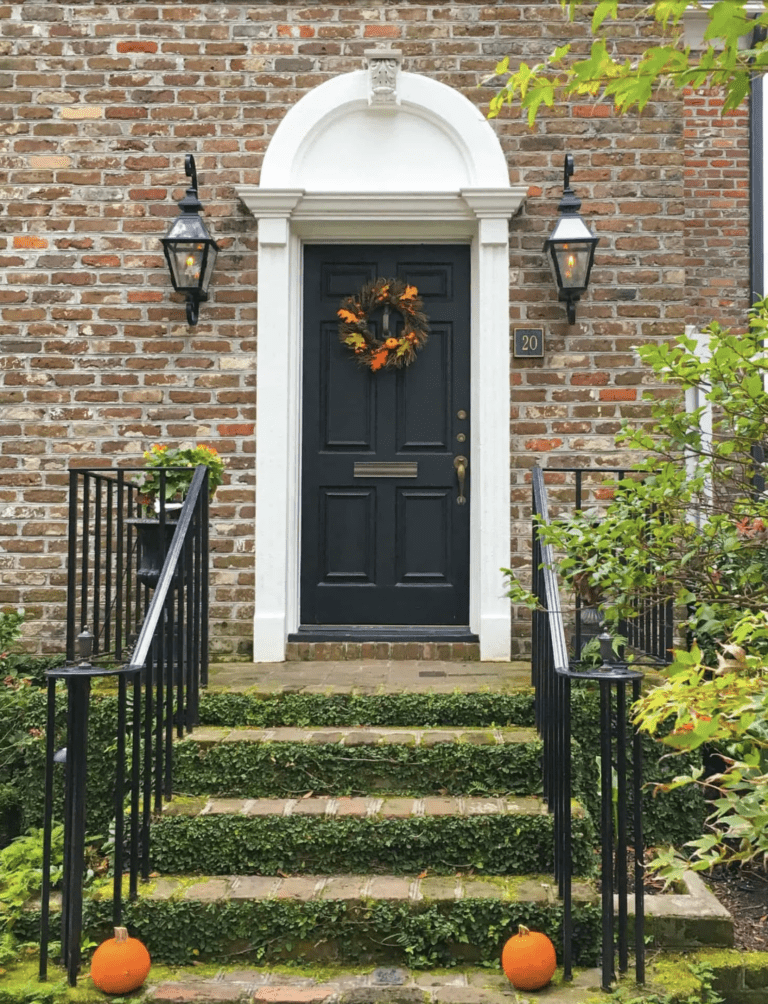 Southern Style Front Door Decor Ideas From Charleston, SC - Single Girl ...