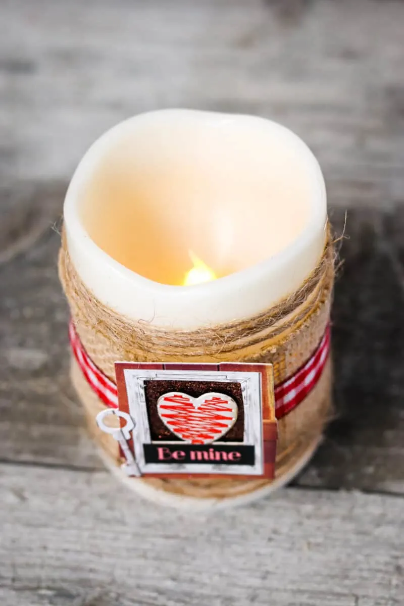 DIY Valentine's Day Candle (Dollar Tree Craft) - Single Girl's DIY