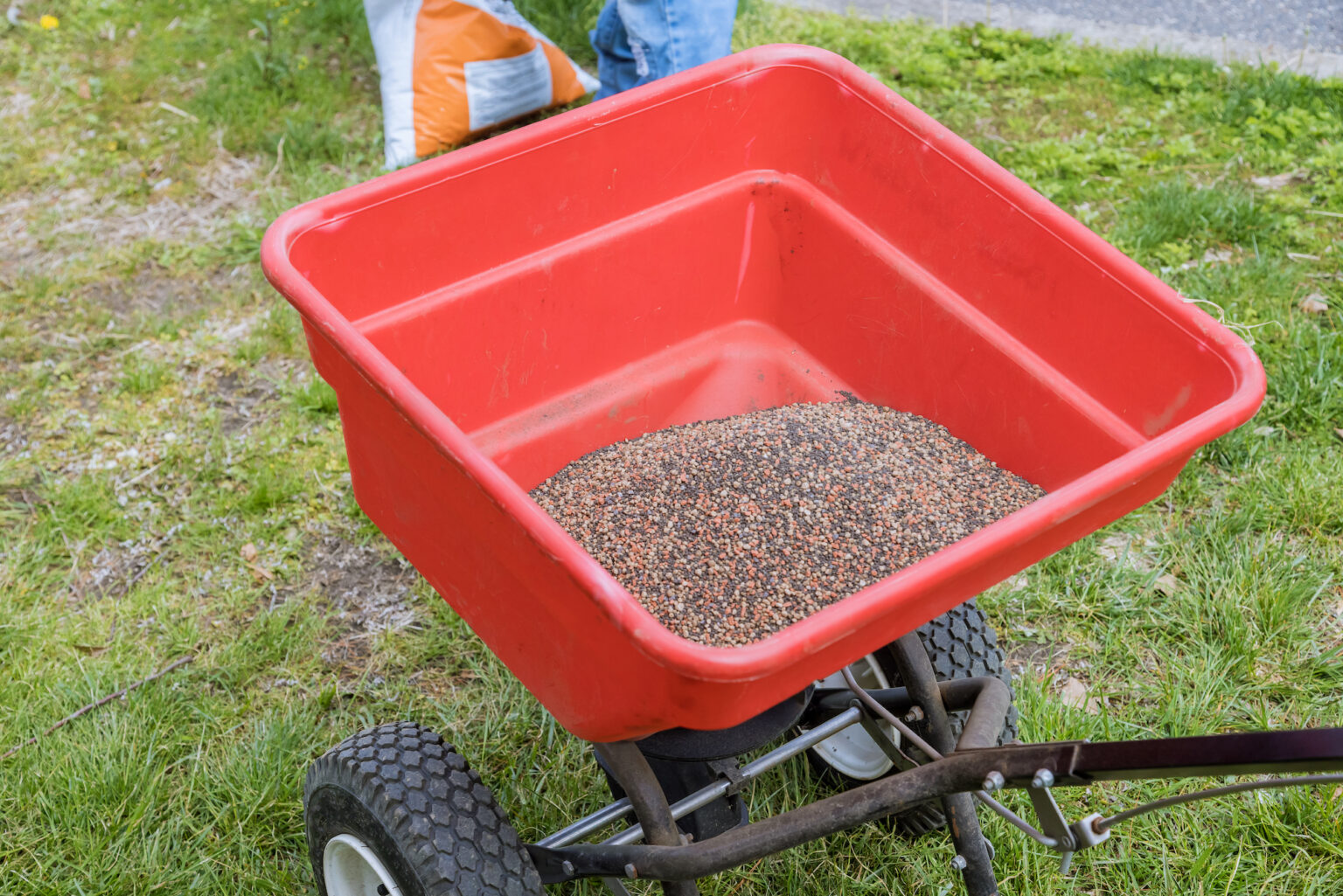 Can You Use a Salt Spreader for Fertilizer? Single Girl's DIY