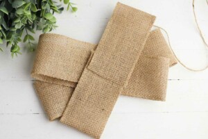 Easy Way to Make a Burlap Bow - Single Girl's DIY