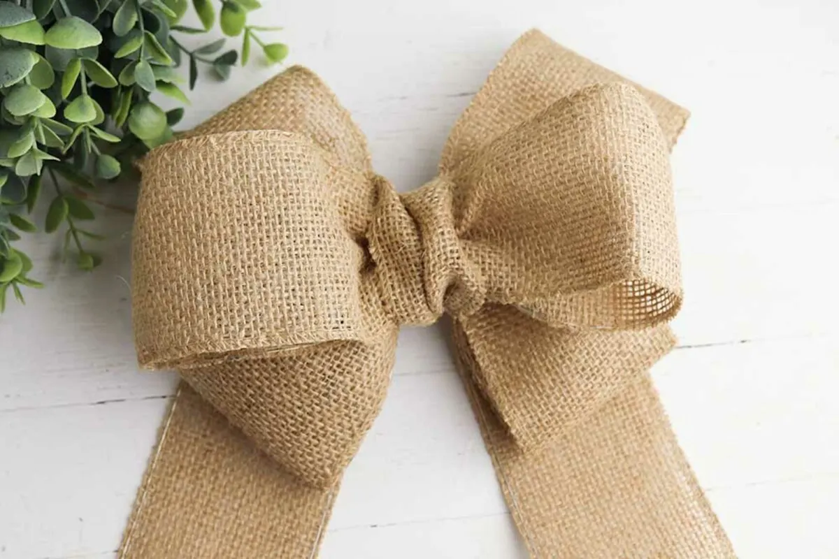 Burlap bows