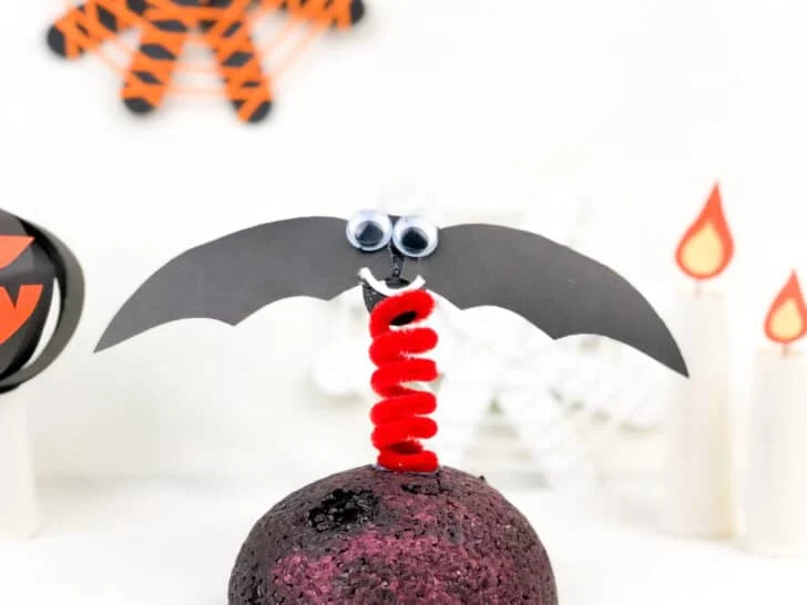 cute bat craft for halloween