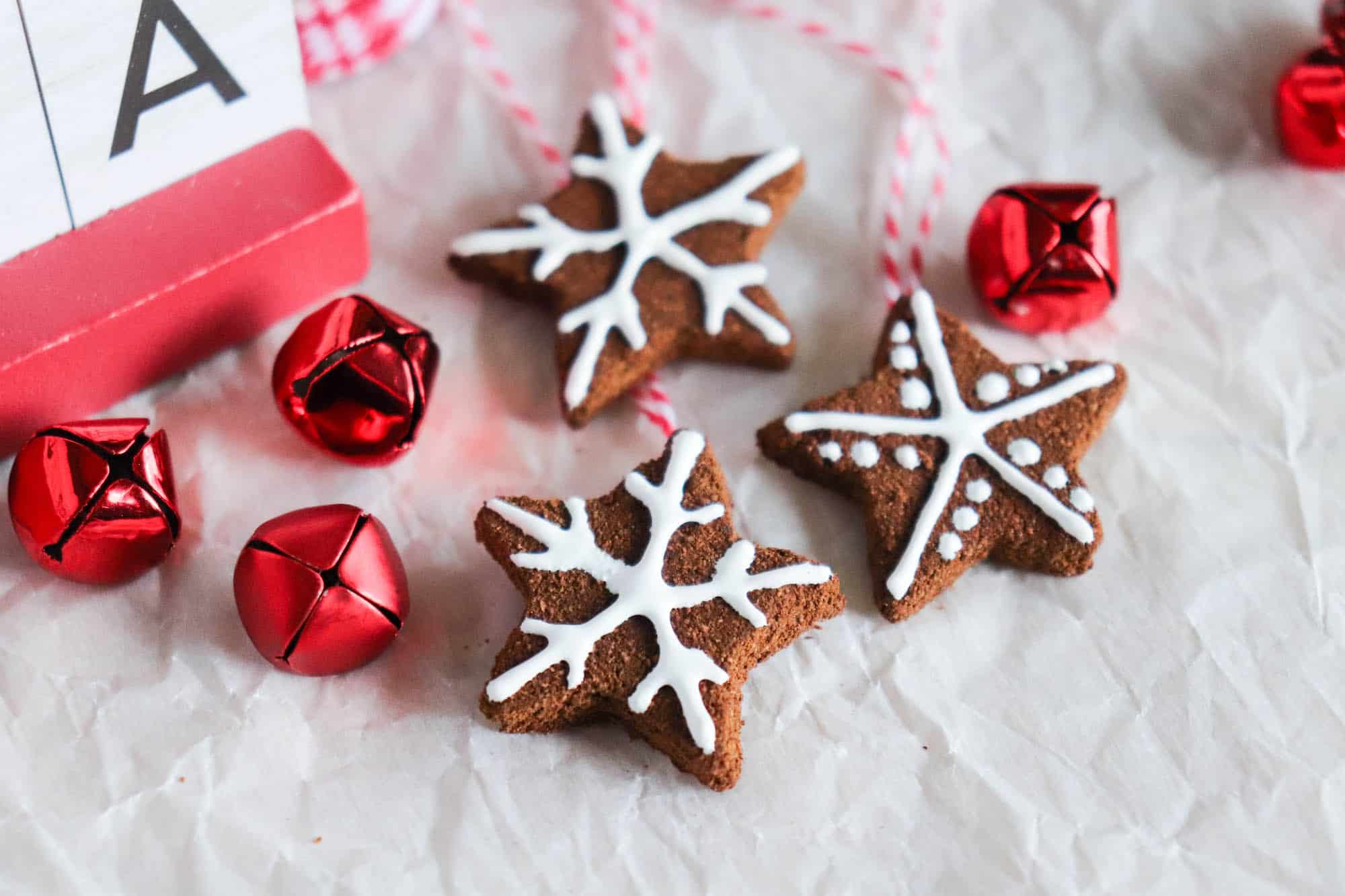 How to Make Cinnamon Applesauce Ornaments Single Girl's DIY