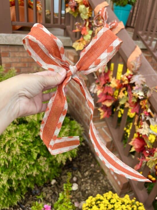 How to Make a Bow with Wired Ribbon (The Easy Way) - Single Girl's DIY