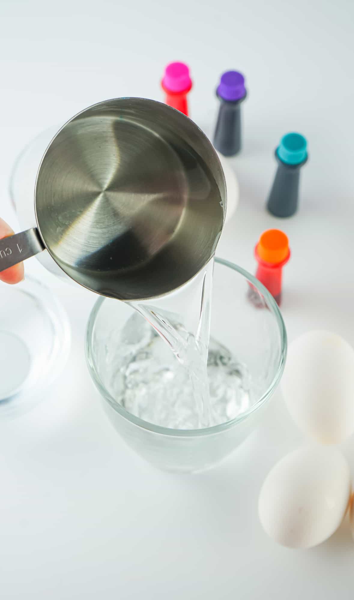 Easy Way to Dye Easter Eggs with Food Coloring Single Girl's DIY