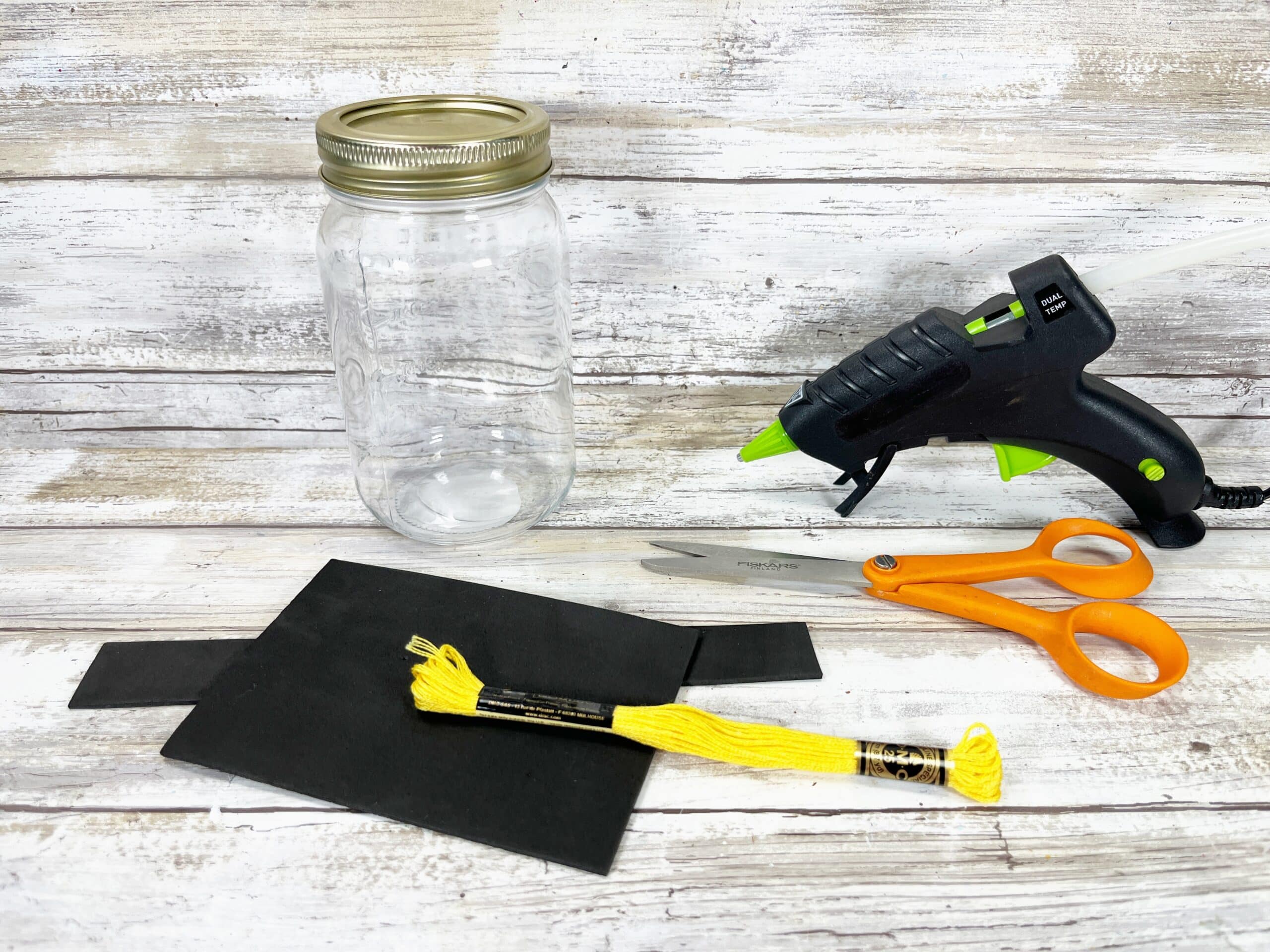 DIY Graduation Mason Jars Single Girl's DIY