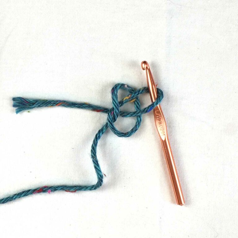 How to Make a Slip Knot for Crochet