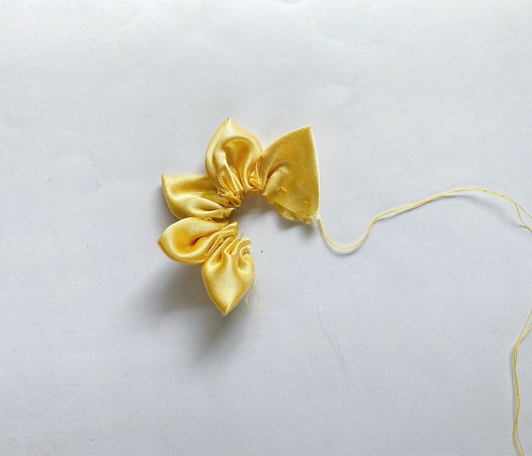 Easy To Make Diy Satin Flowers Single Girl S Diy