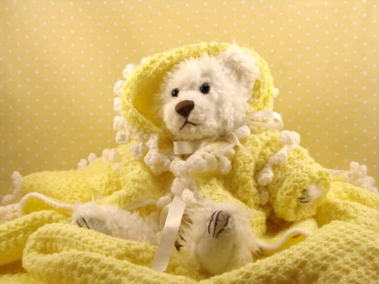 10 Free Crochet Baby Sweater Patterns (Cardigans, too!)