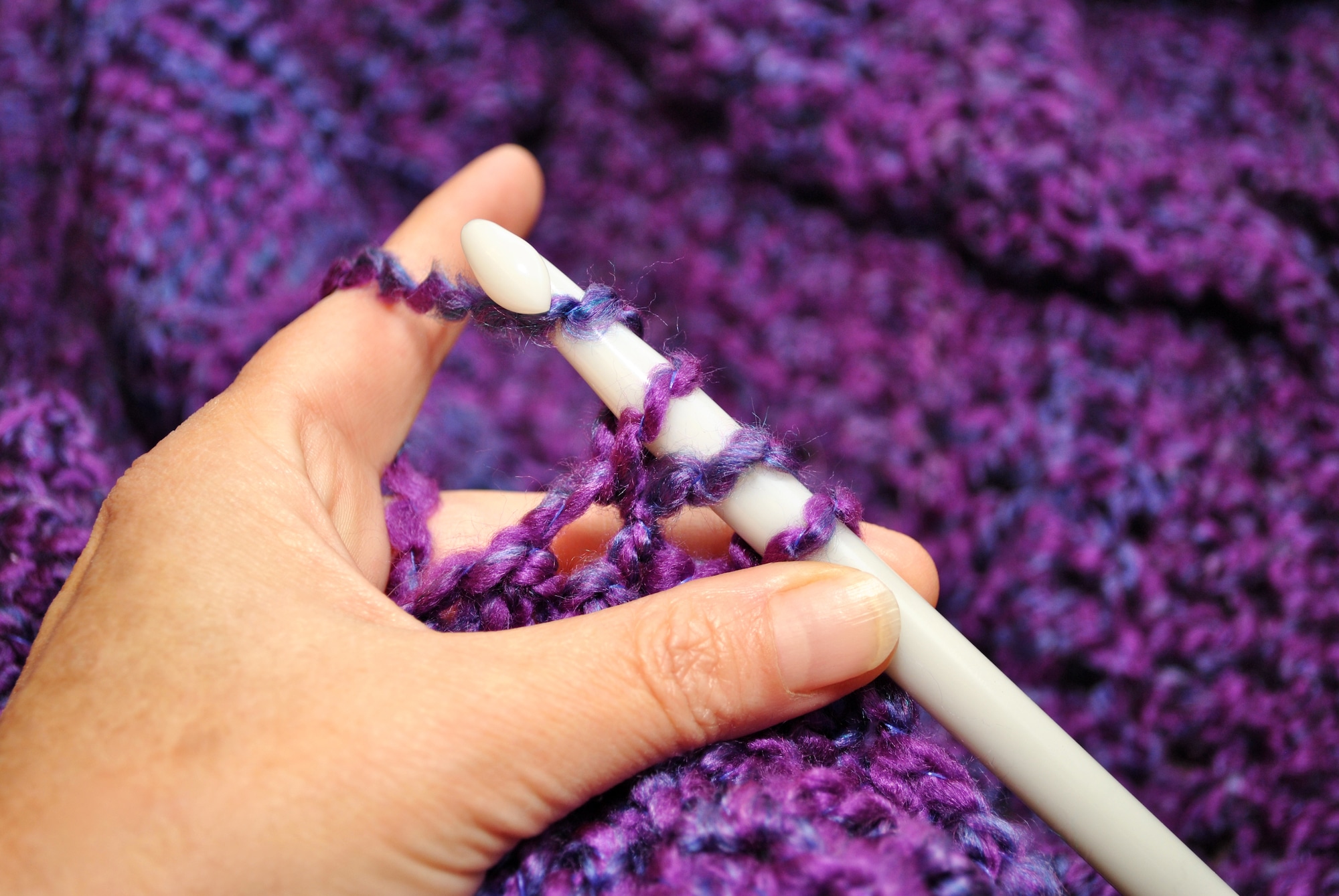 How To Learn To Crochet: A Beginner Friendly Guide - Crafts on Air