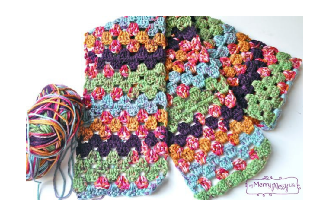 20 Free Infinity Scarf Crochet Patterns (and Cowls) - Single Girl's DIY