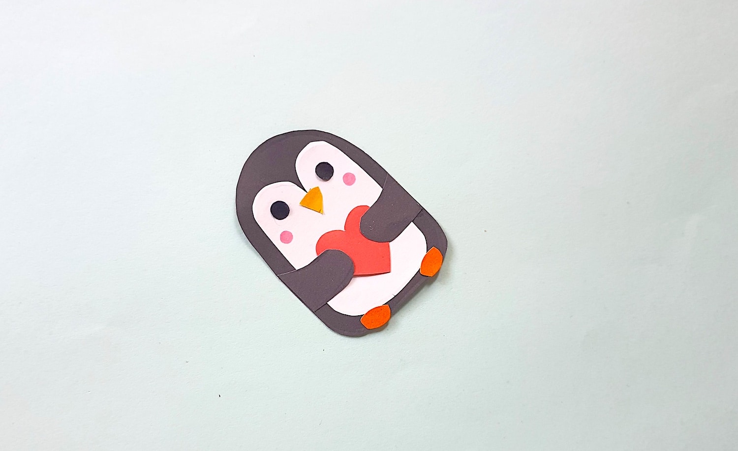 DIY Penguin Bookmark for Valentine's Day (Free Pattern) - Single Girl's DIY