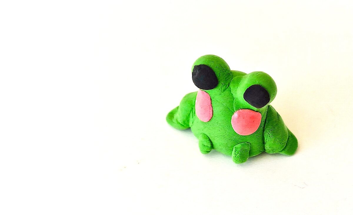Clay Frog Step 15
