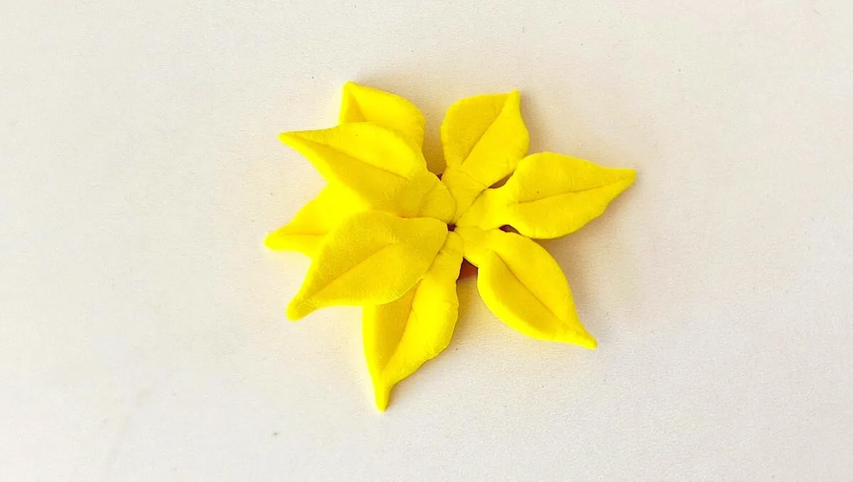 Clay Sunflower Step 12